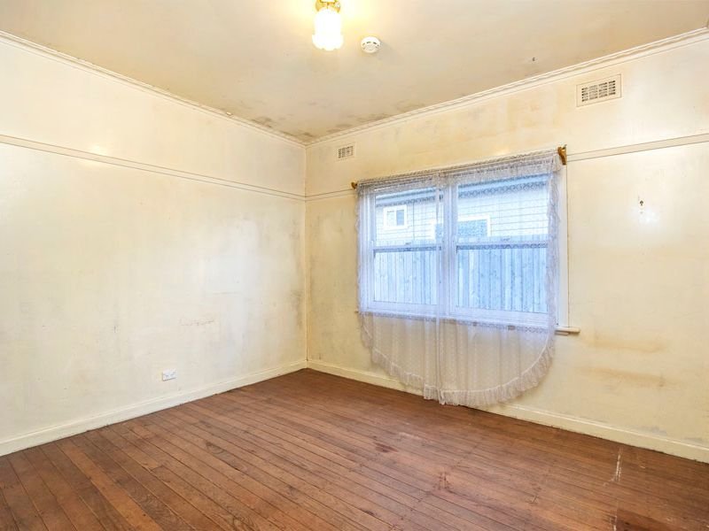 4 Thor Street, Strathmore image 5