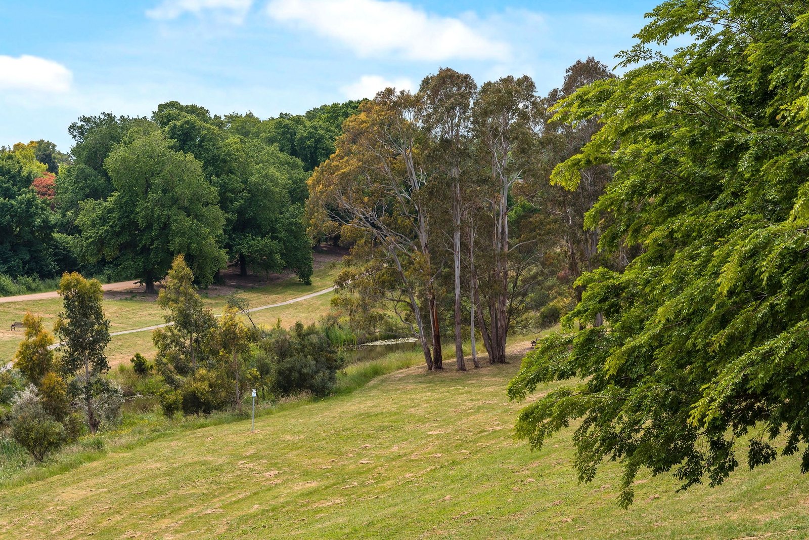 Property Gallery Thumbnail 4