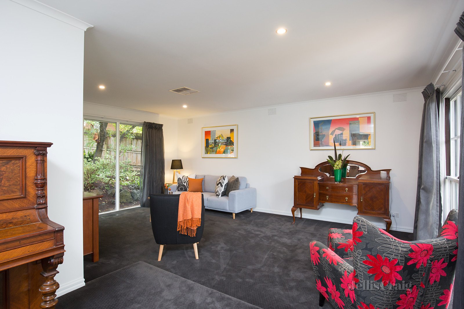 4 Tracey Court, Wheelers Hill image 2