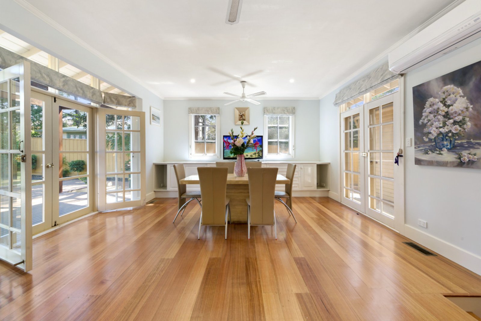 Property Gallery - Main Image