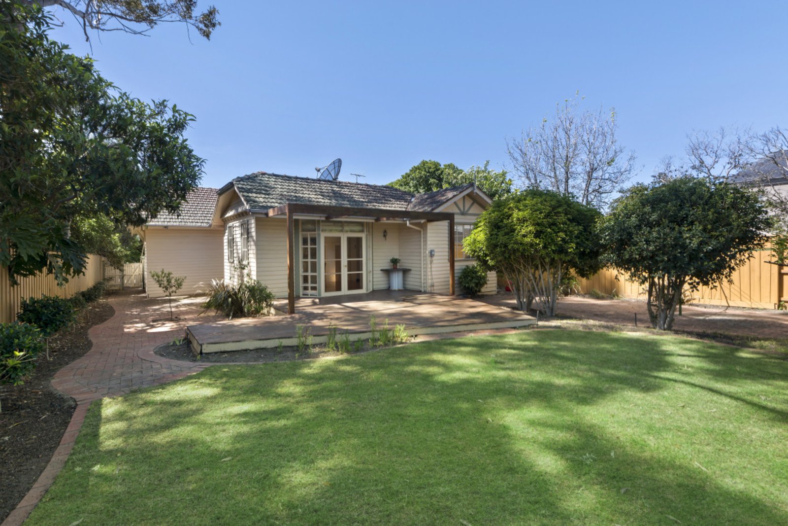 Property Gallery Thumbnail 2