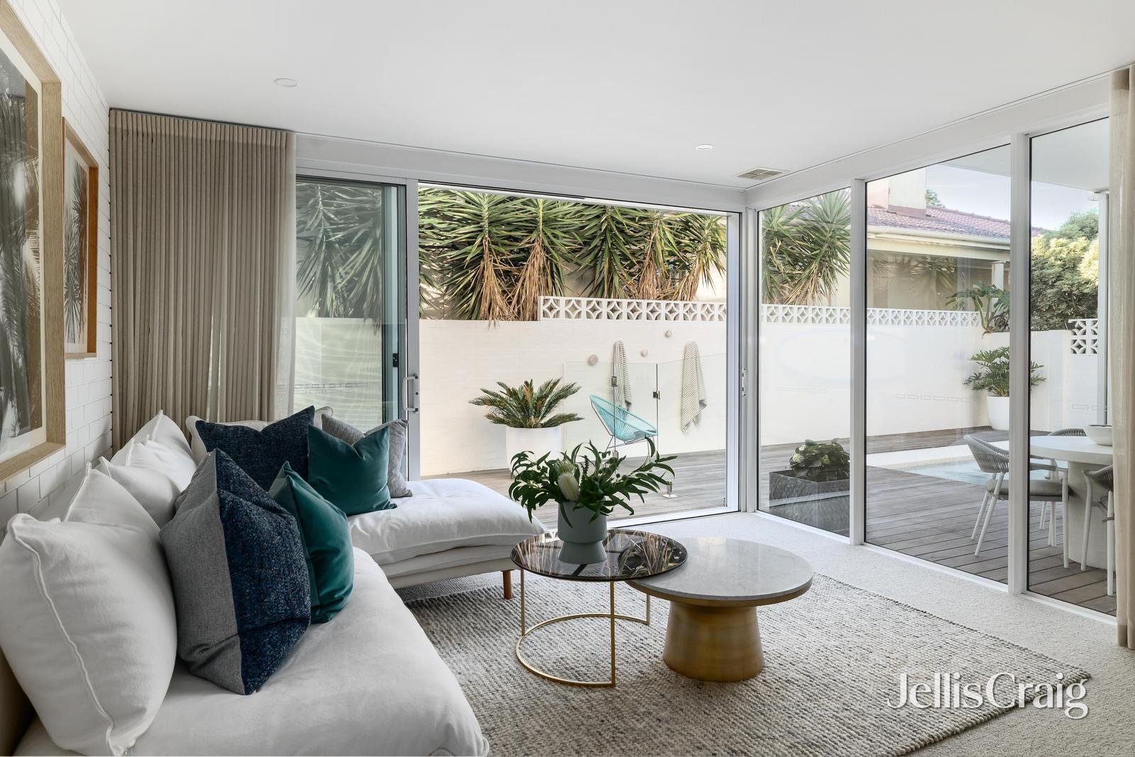 4 Warrigal Road, Parkdale image 11