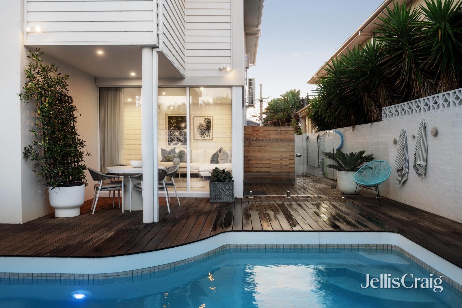 4 Warrigal Road, Parkdale image 17