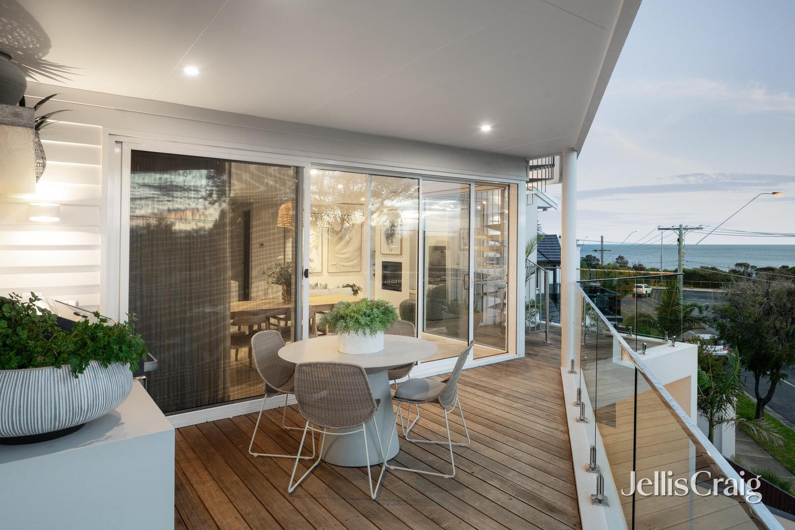 4 Warrigal Road, Parkdale image 22