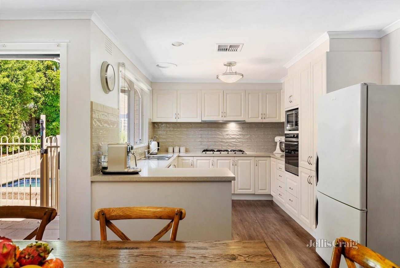 4 Watling Terrace, Doncaster East image 4