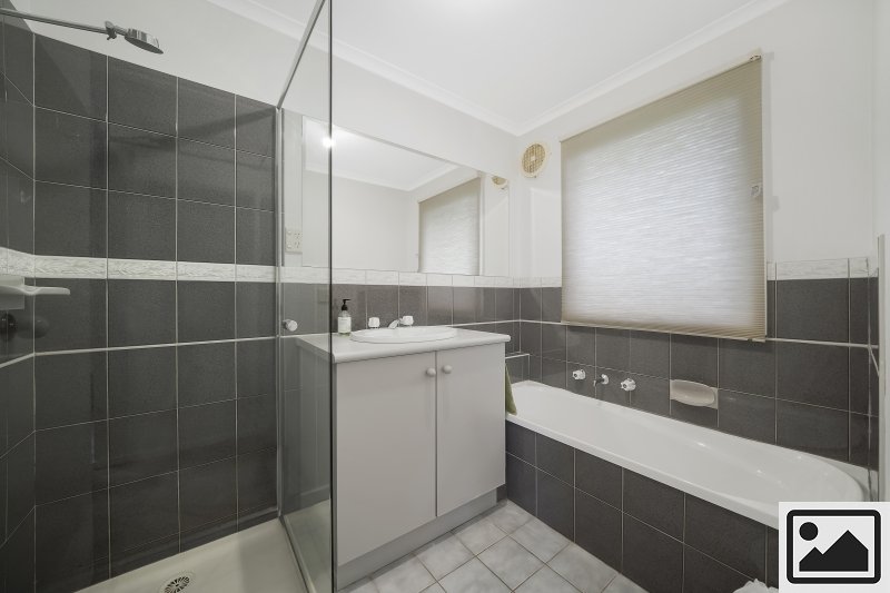 Property Gallery Thumbnail 10