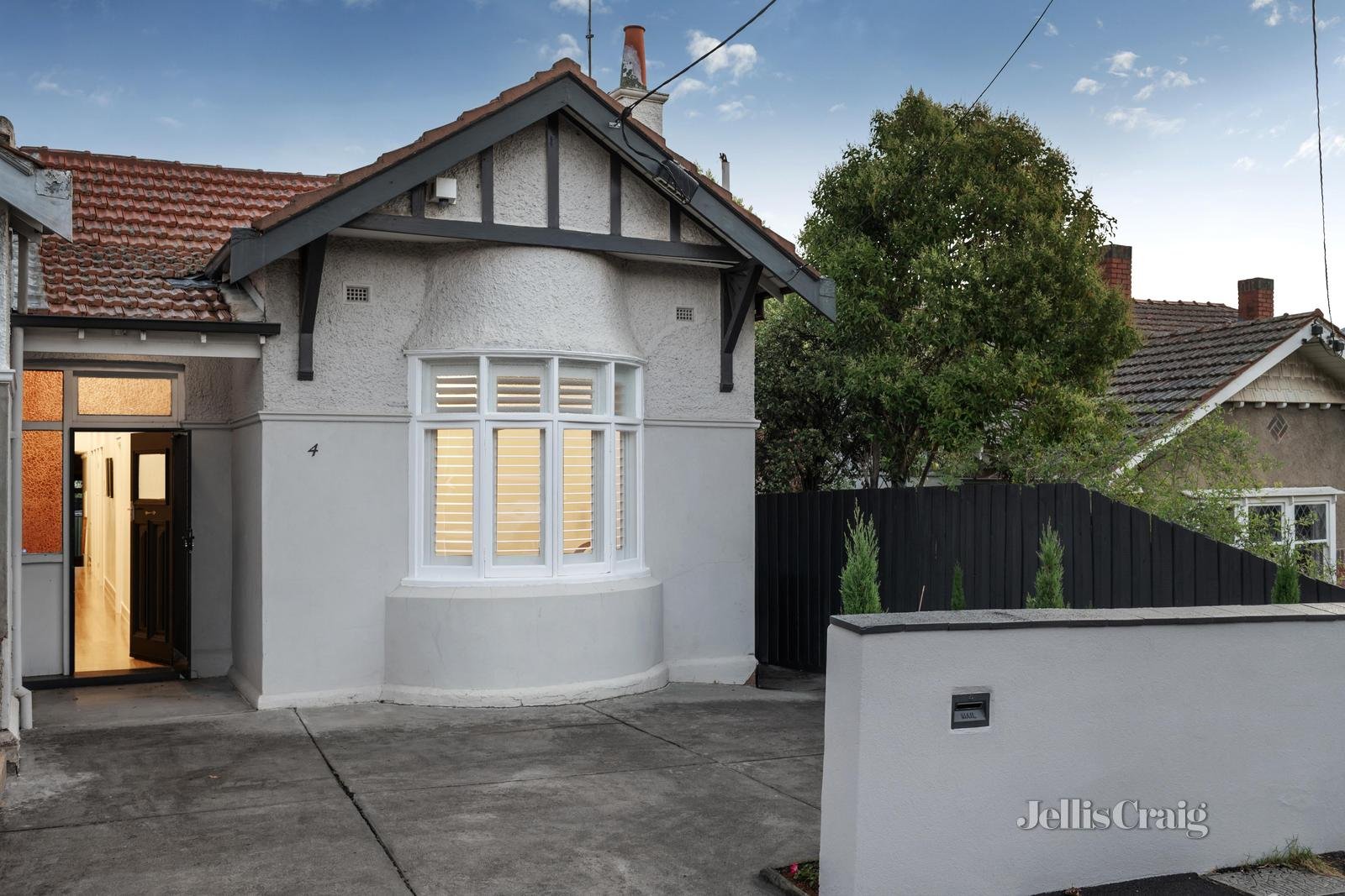 4 Wattle Road, Hawthorn image 1