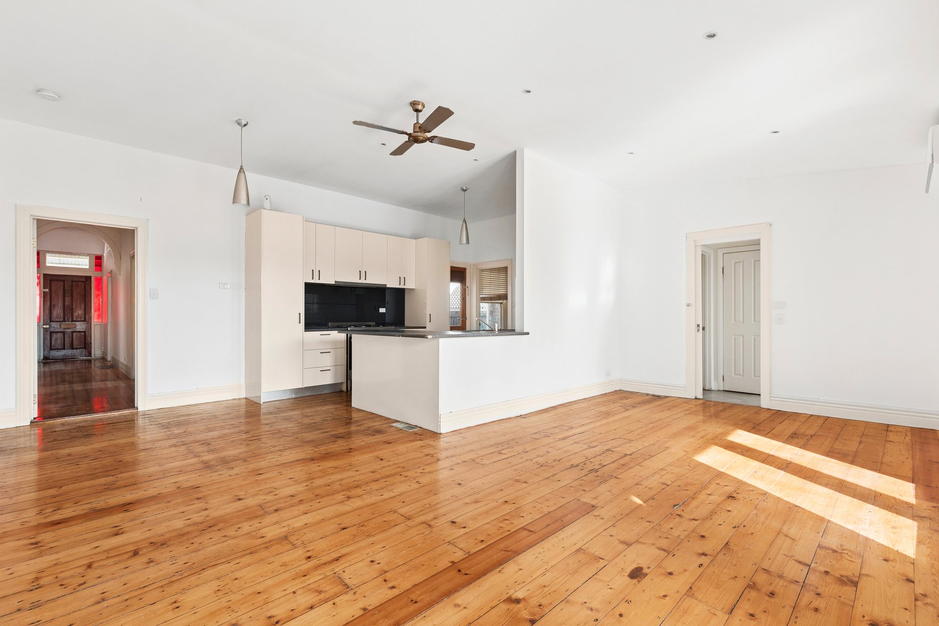 4 Weller Street, Geelong&nbsp;West image 3