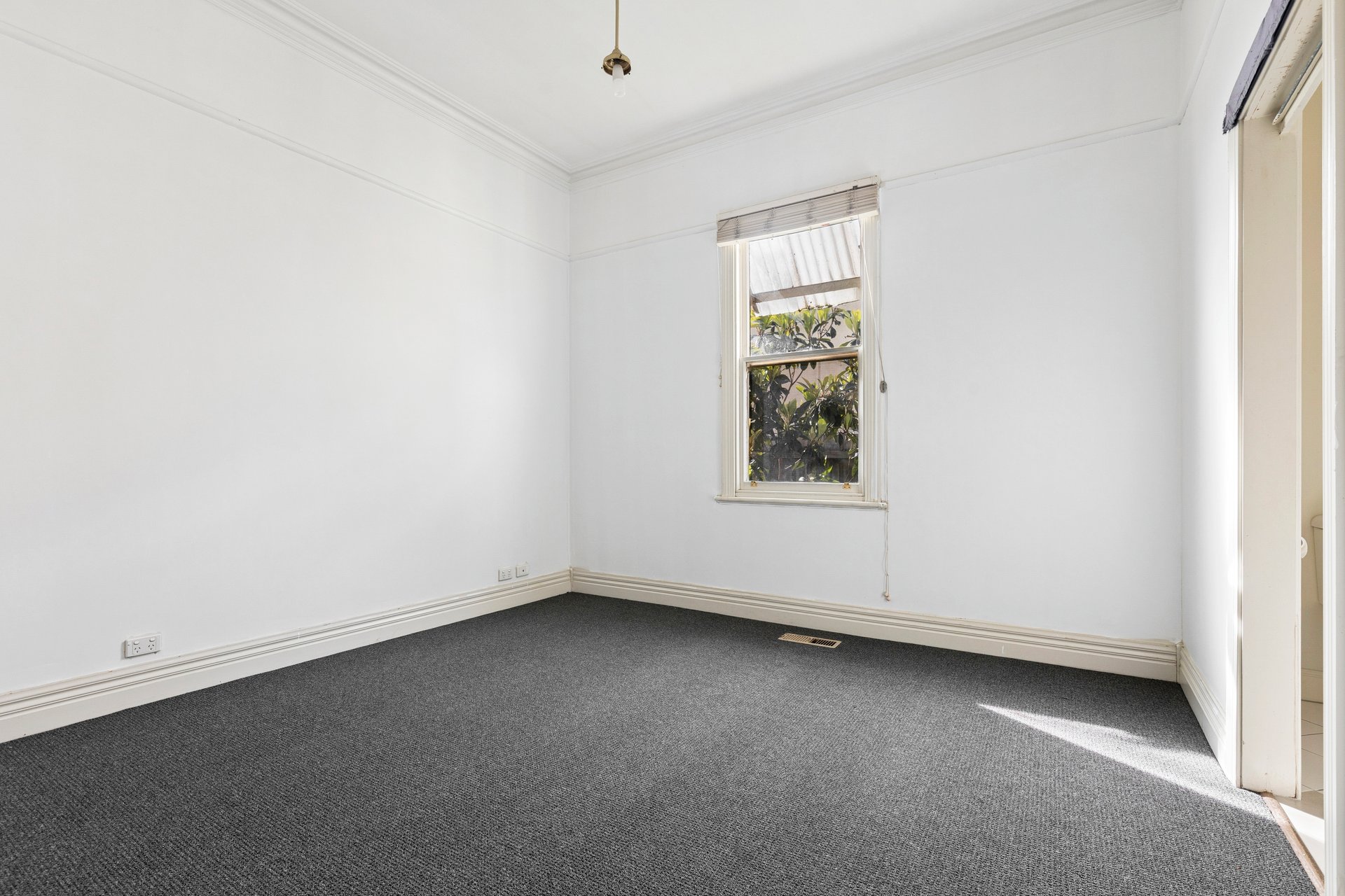 4 Weller Street, Geelong&nbsp;West image 7