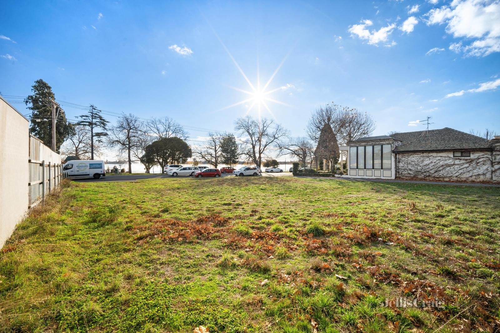 4 Wendouree Parade, Lake Wendouree image 7