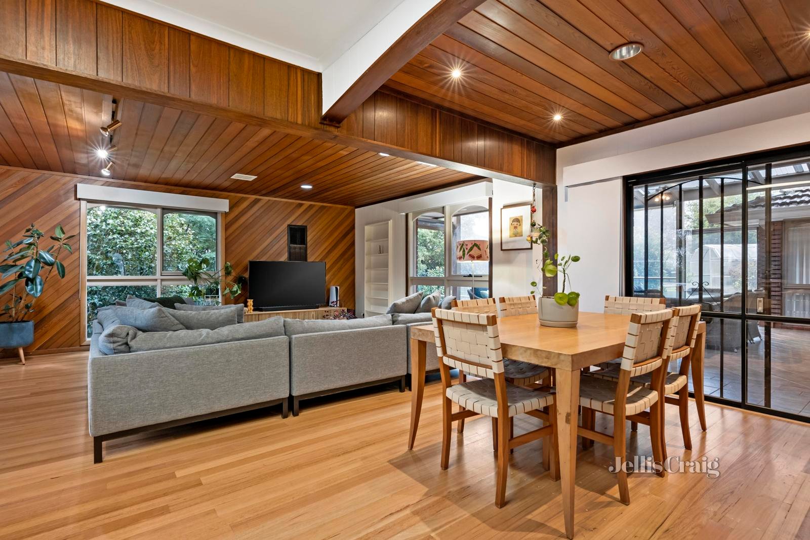 4 West Haven Court, Chirnside Park image 4
