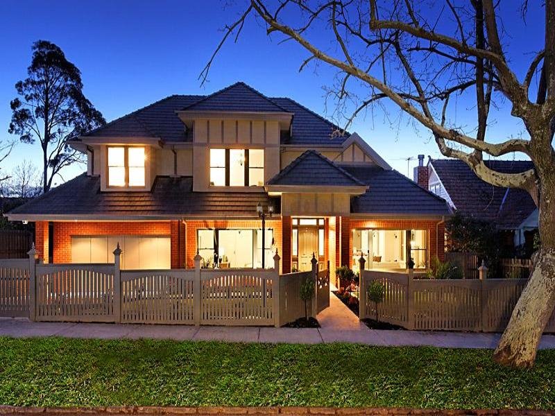 4 Willandra Avenue, Canterbury image 1