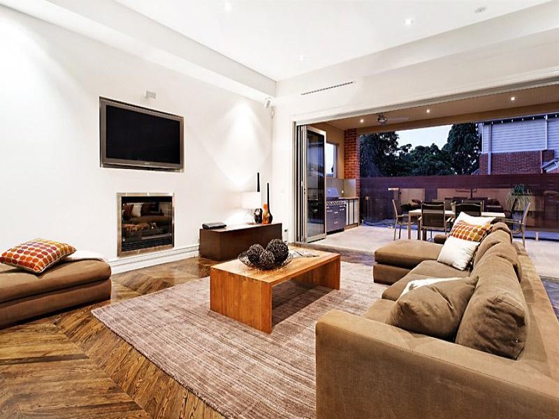 4 Willandra Avenue, Canterbury image 5