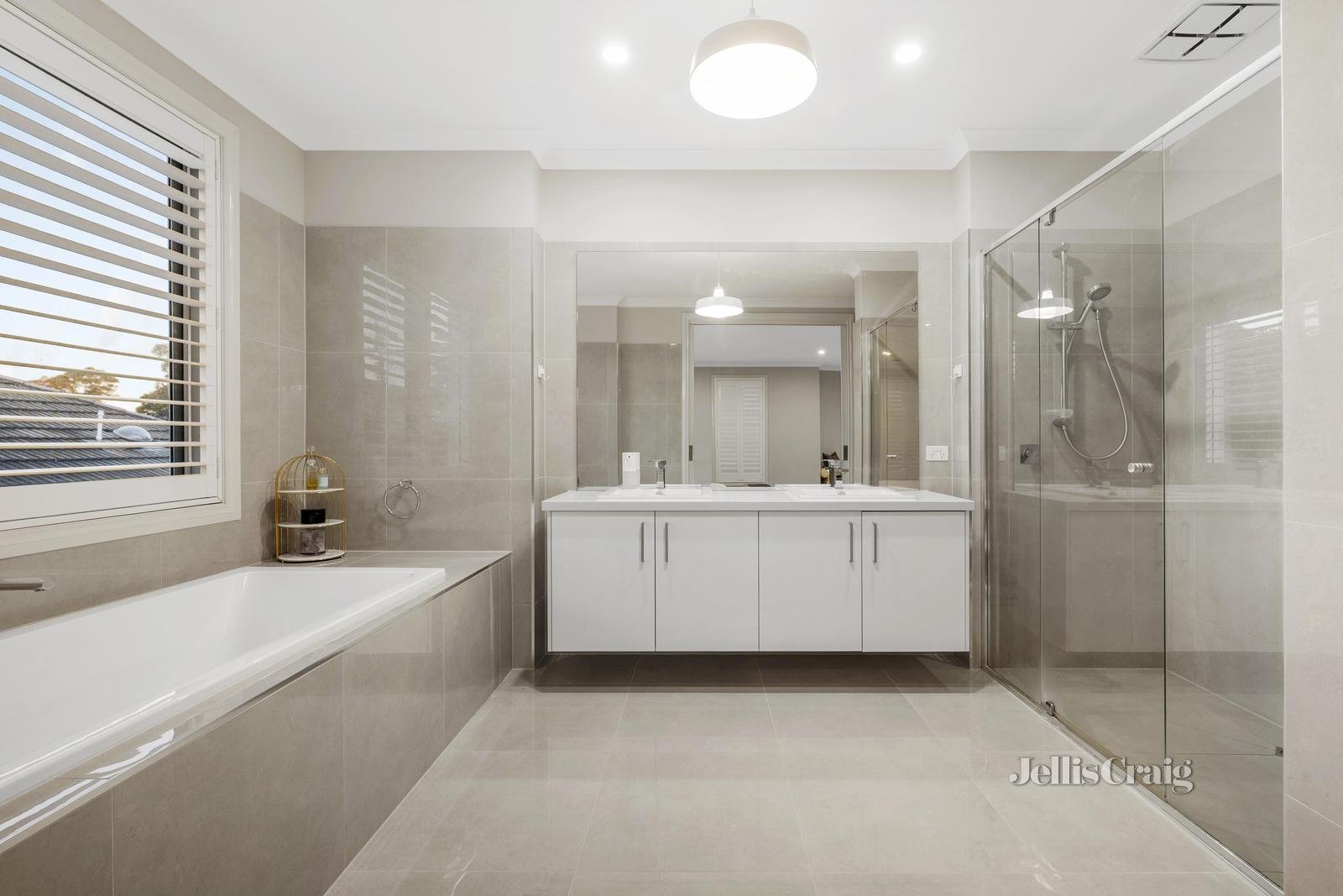 4 Willow Avenue, Glen Waverley image 9