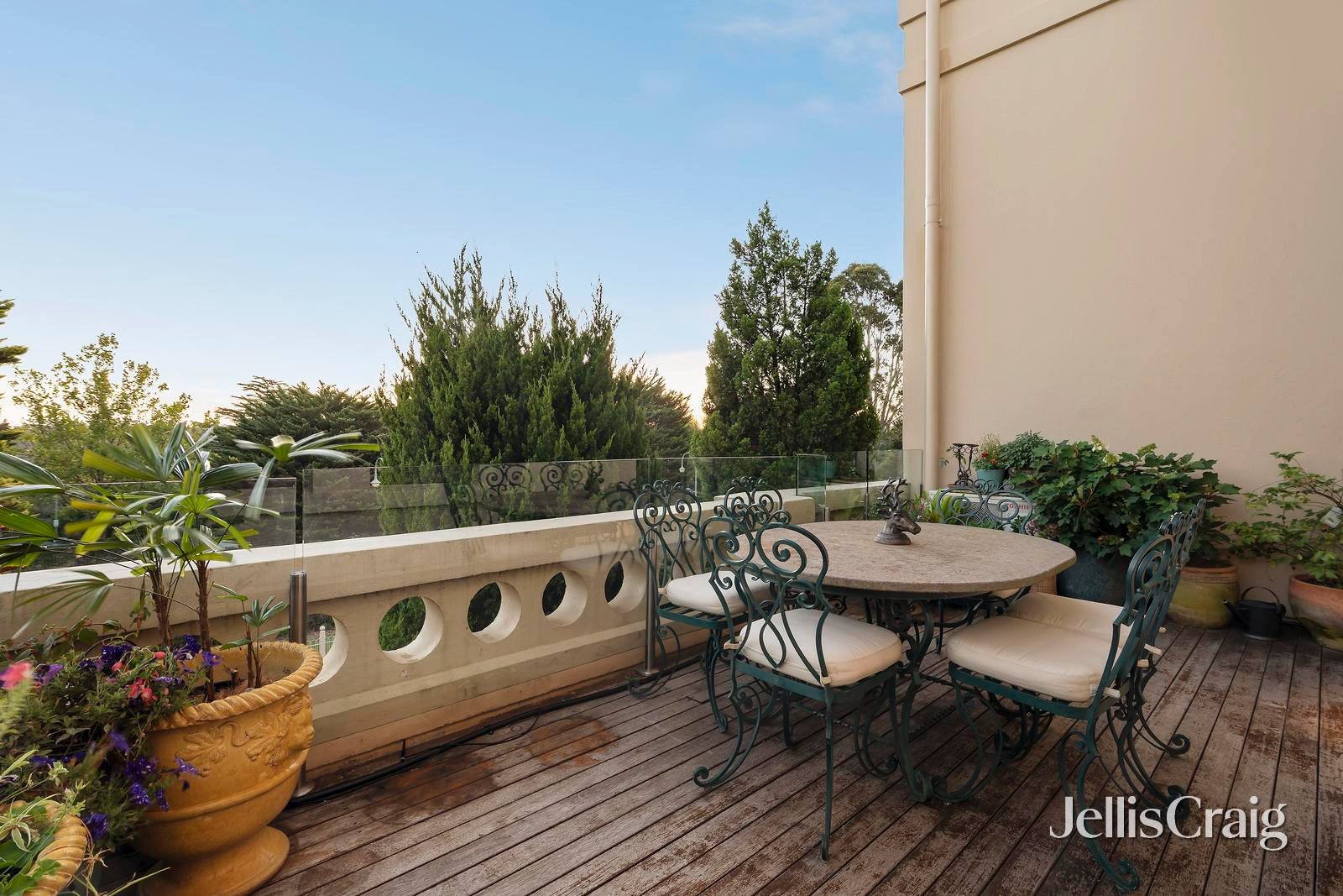 4 Wiltshire Drive, Kew image 10