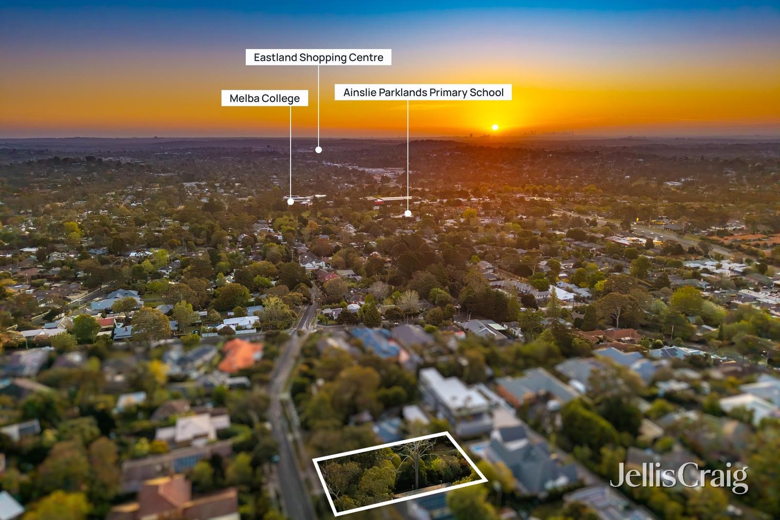 4 Woodland Avenue, Croydon image 9