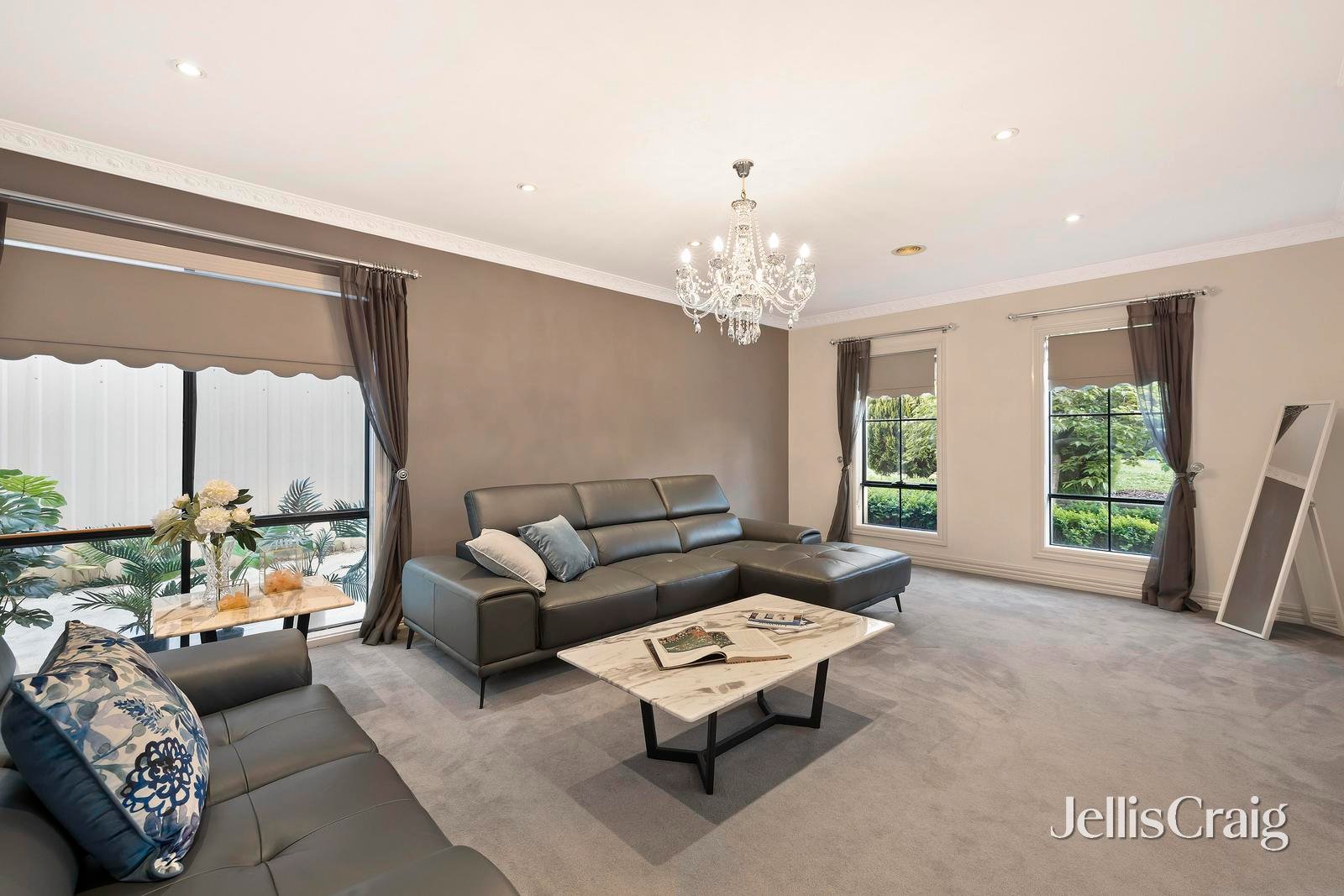 4 Woodlands Edge, Templestowe image 5