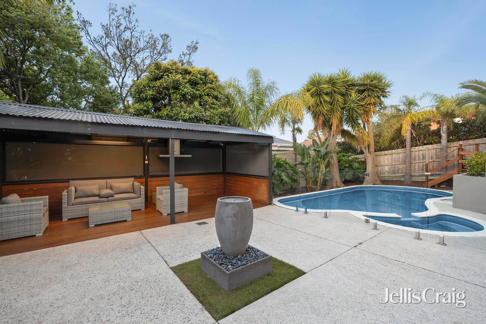 4 Woodlands Edge, Templestowe image 14