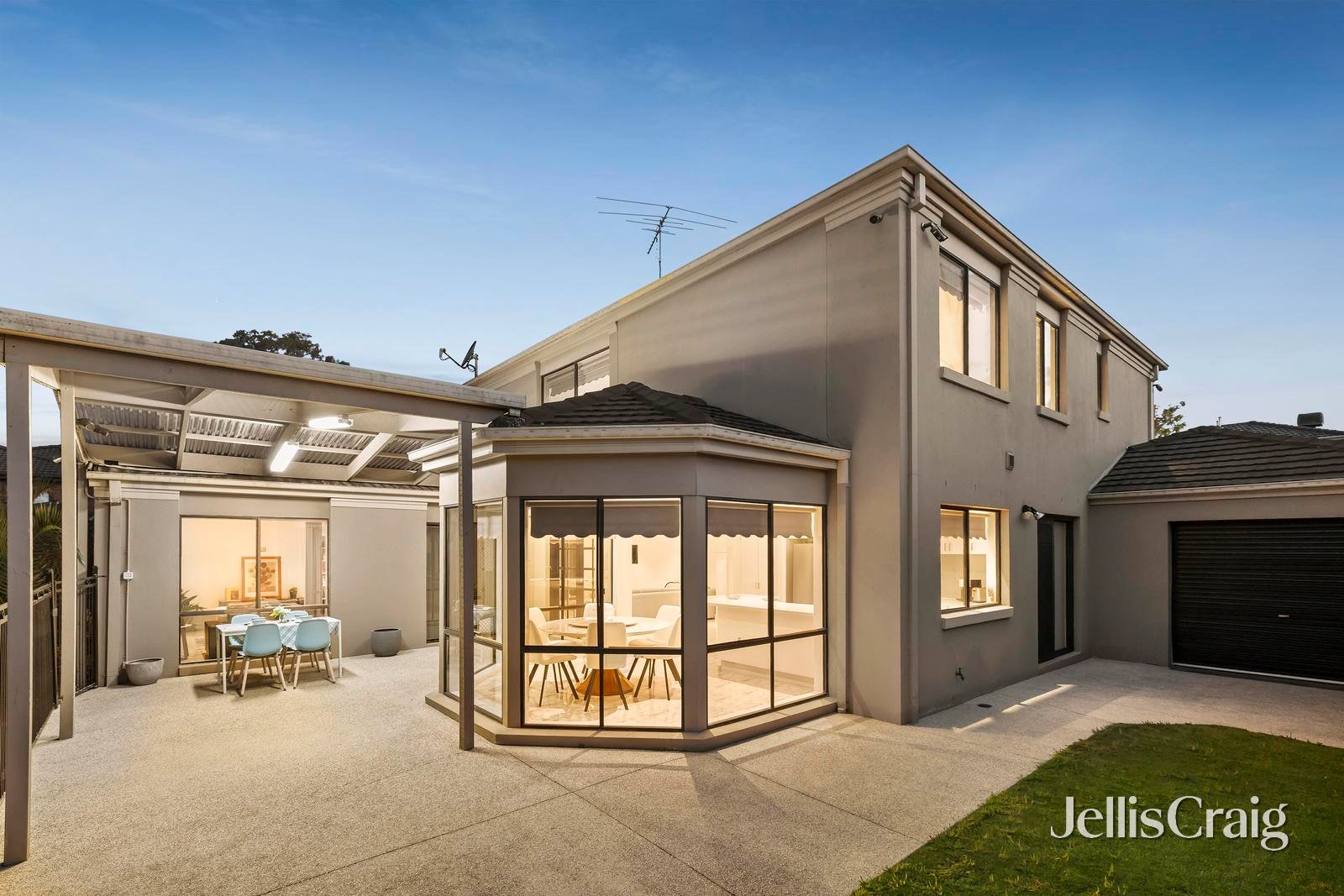 4 Woodlands Edge, Templestowe image 15