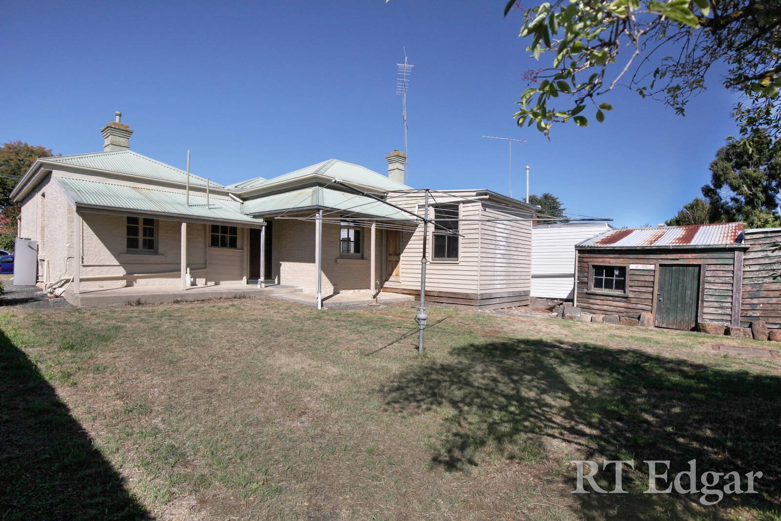 Property Gallery Thumbnail 9
