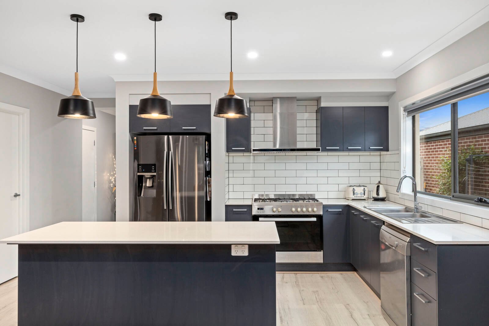 Property Gallery Thumbnail 3