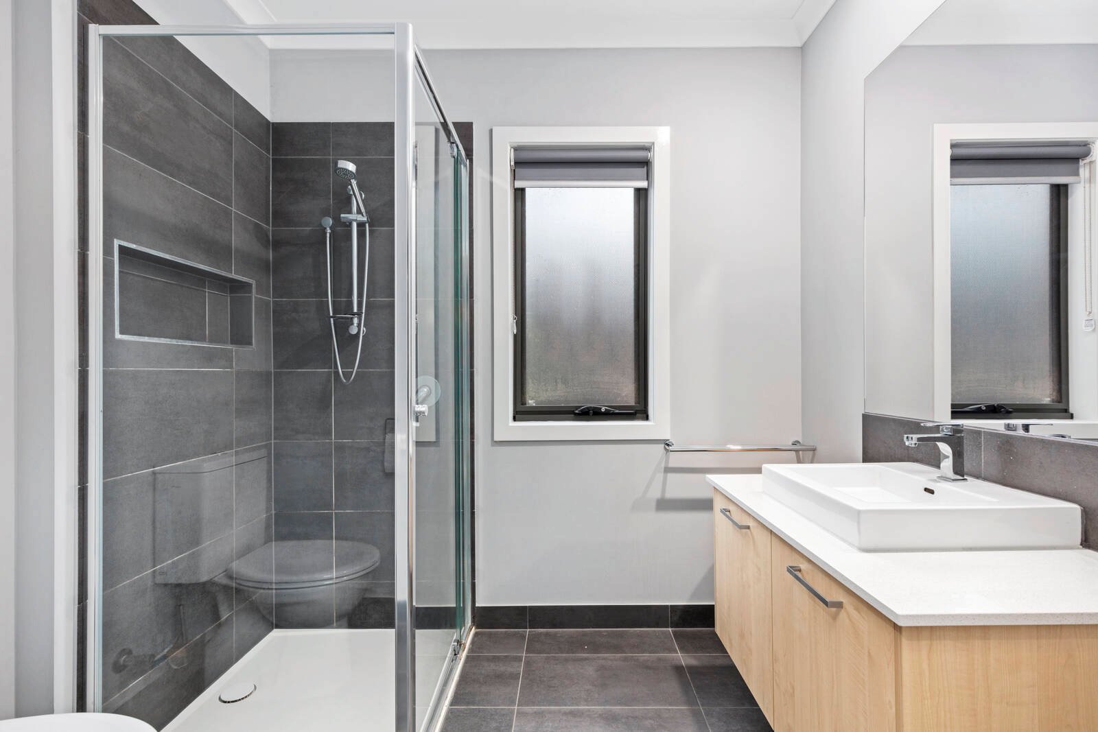 Property Gallery Thumbnail 10