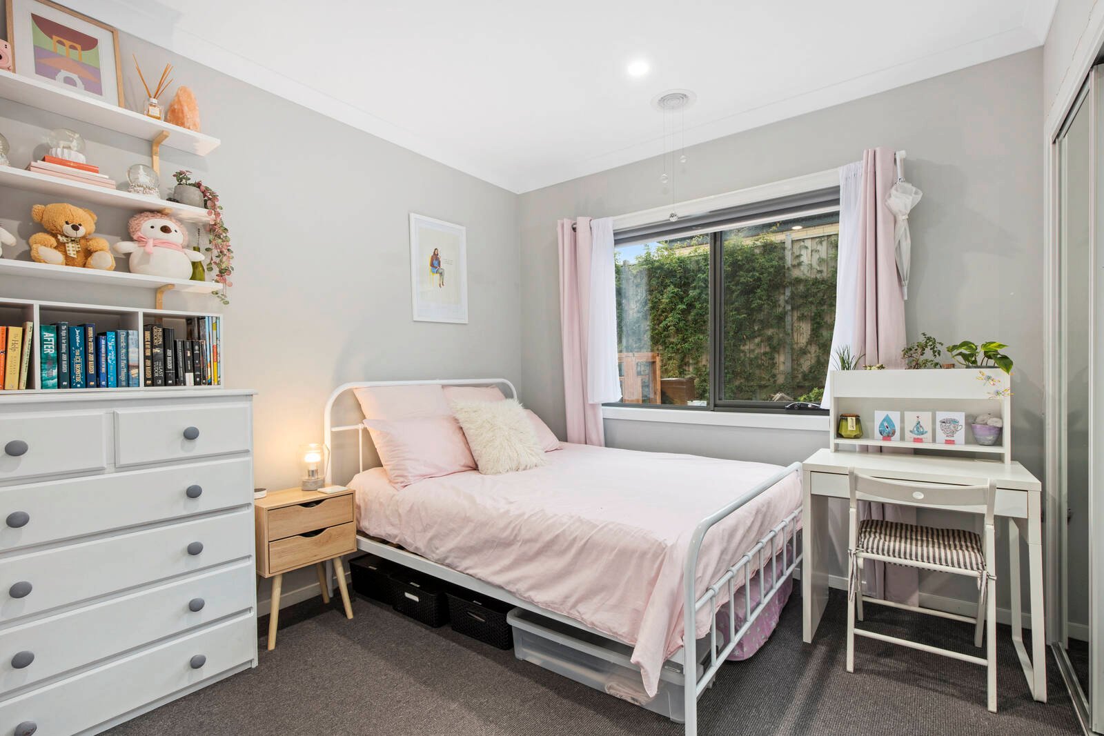 Property Gallery Thumbnail 11