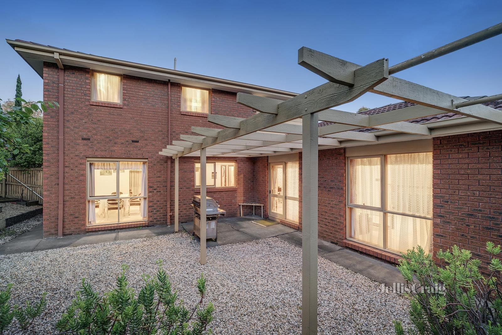 4 Yendon Close, Mitcham image 11