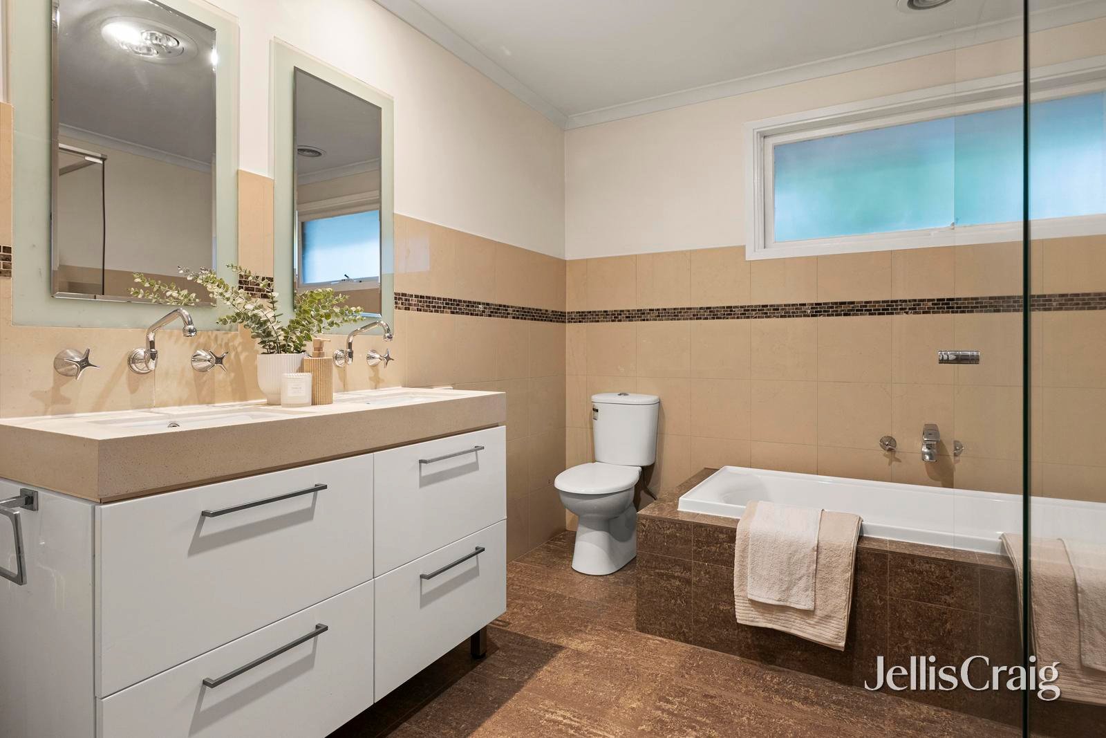 4 Yonde Court, Greensborough image 9