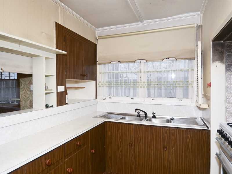 40 Alexandra Avenue, Geelong image 2