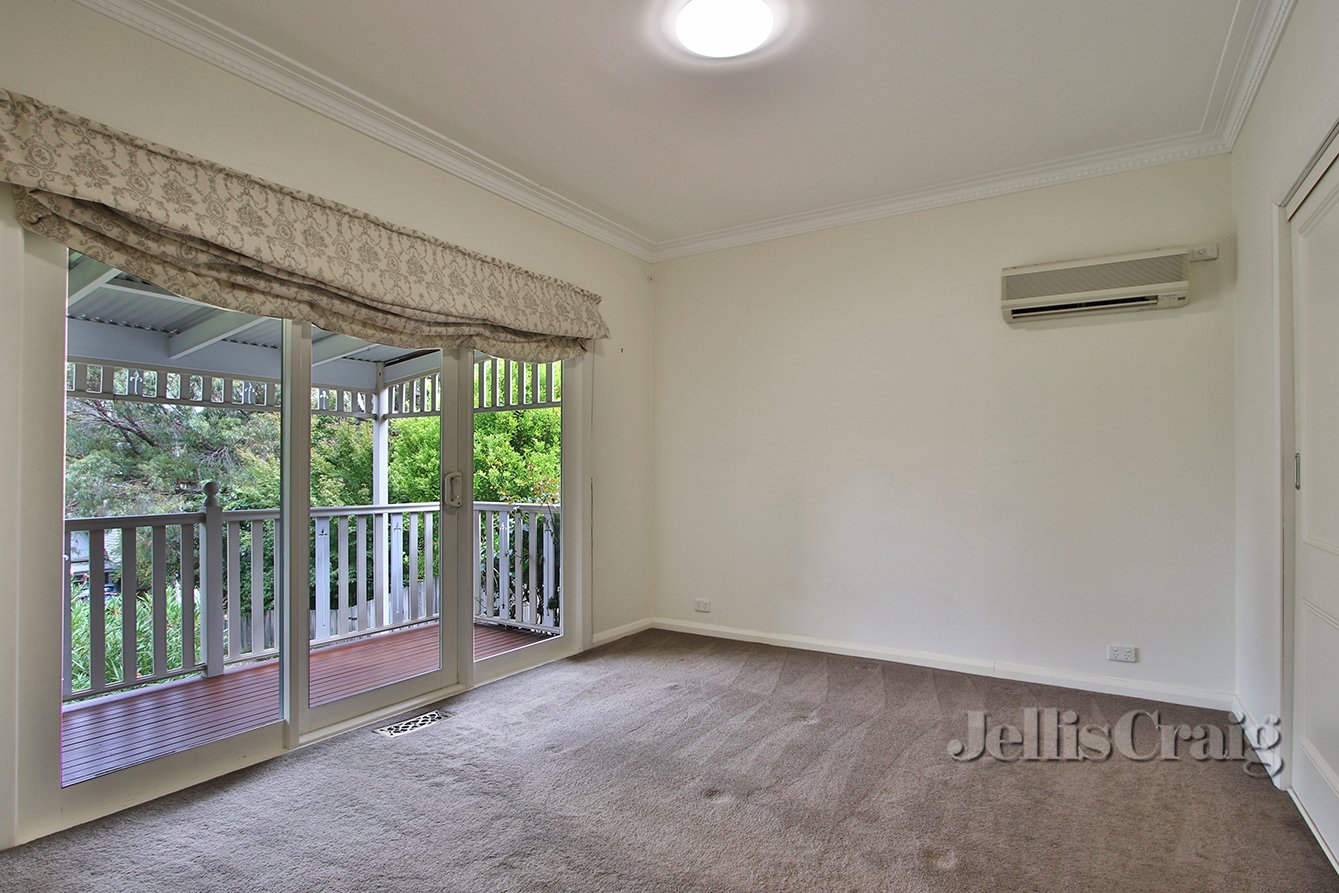 40 Alice Street, Mount Waverley image 5