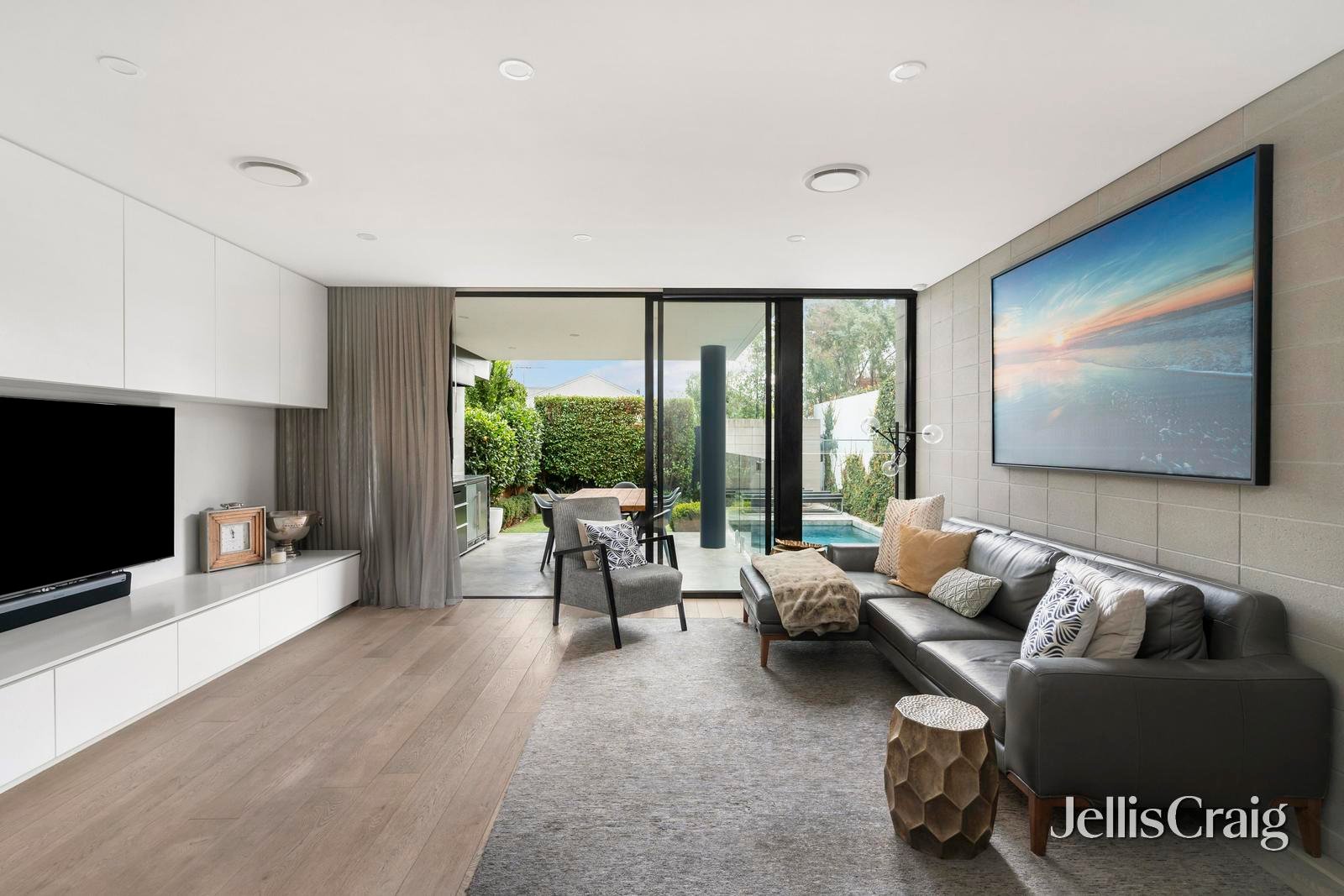 40 Allan Street, Aberfeldie image 3
