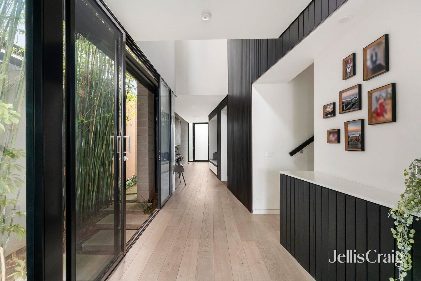 40 Allan Street, Aberfeldie image 6