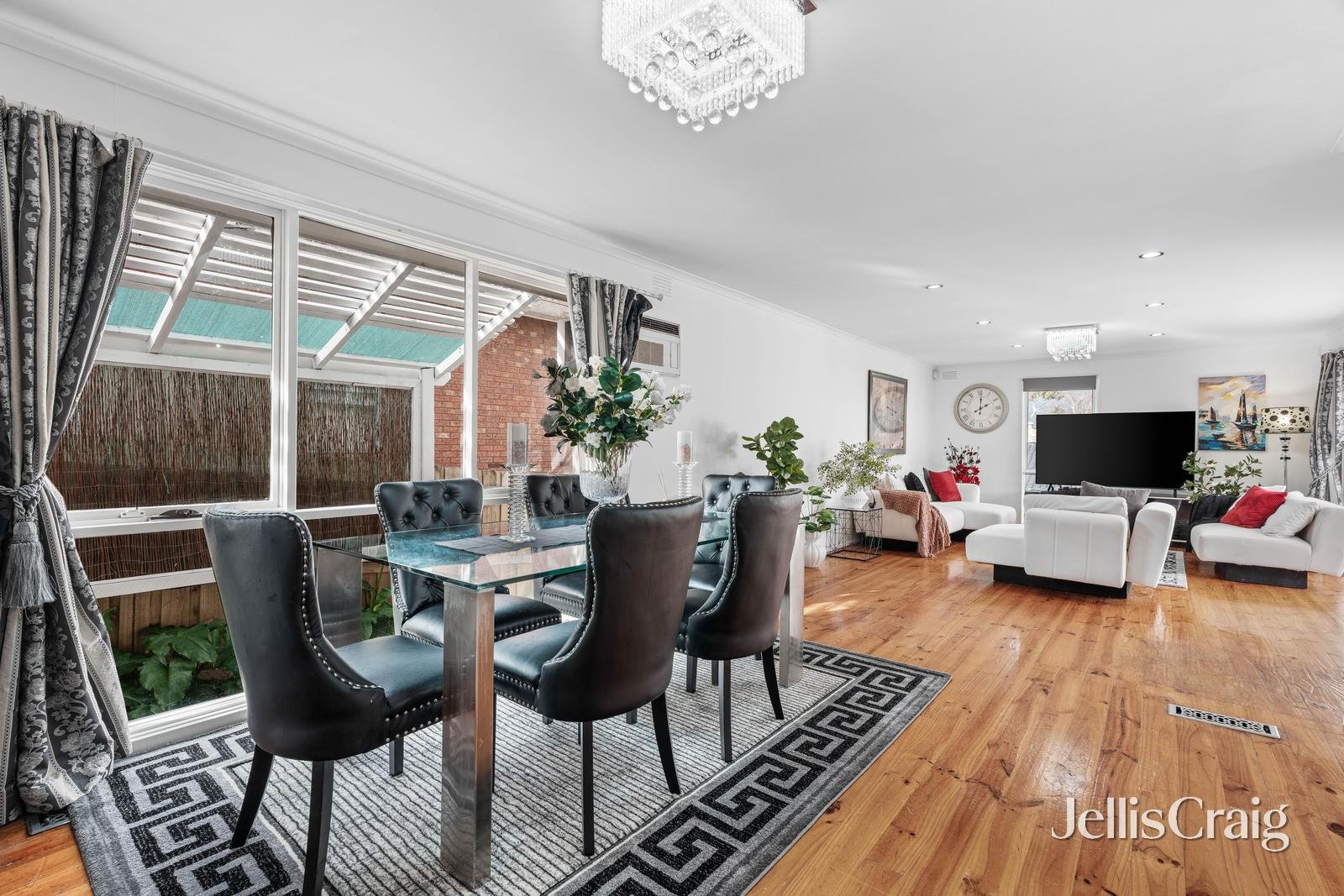 40 Atheldene Drive, Glen Waverley image 4