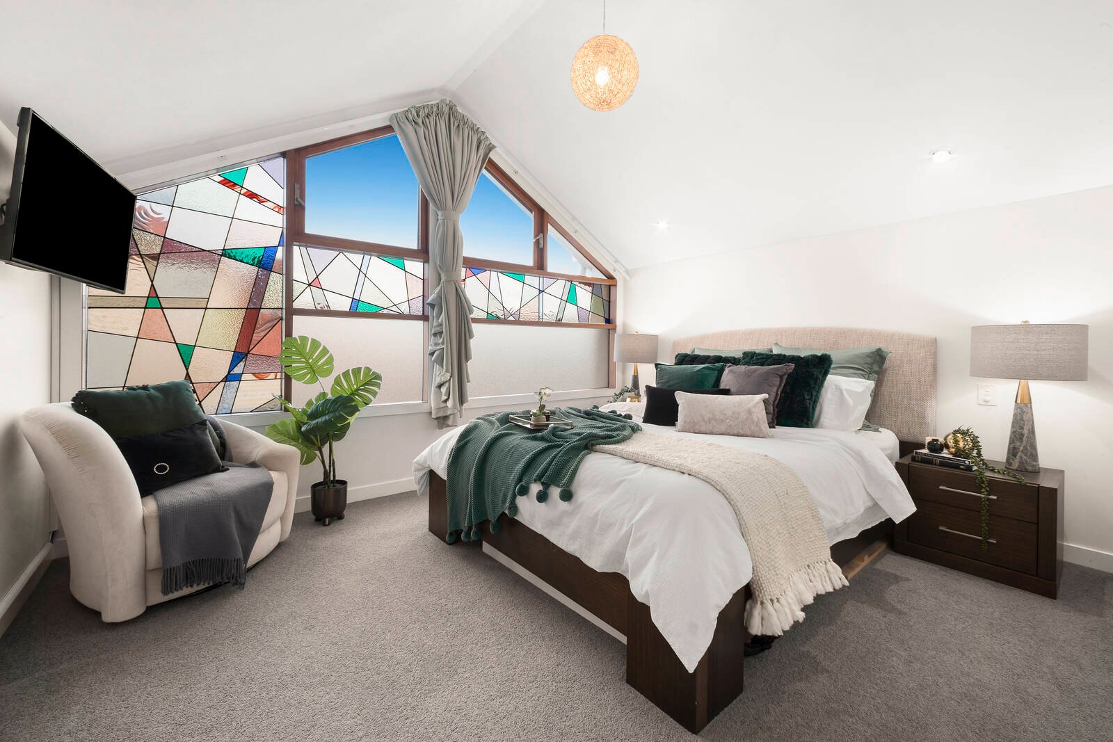 Property Gallery Thumbnail 6