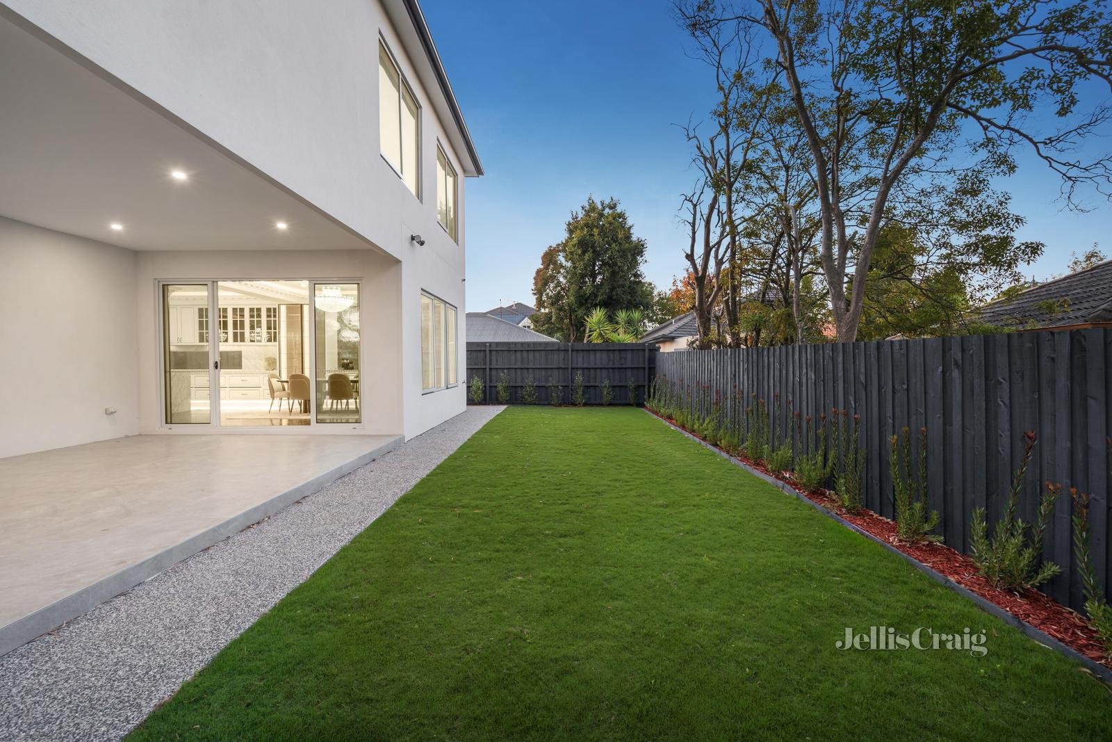 40 Bennett Avenue, Mount Waverley image 18