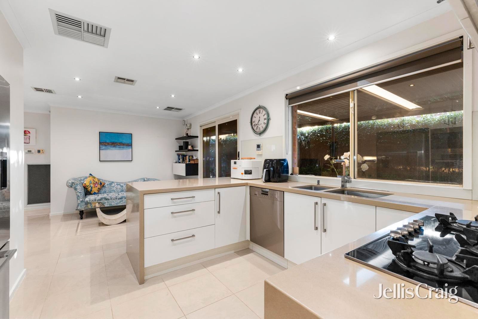 40 Bolwarra Street, Chadstone image 7