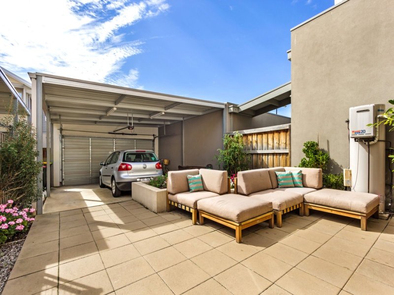 40 Brown Ave, Ascot Vale image 7