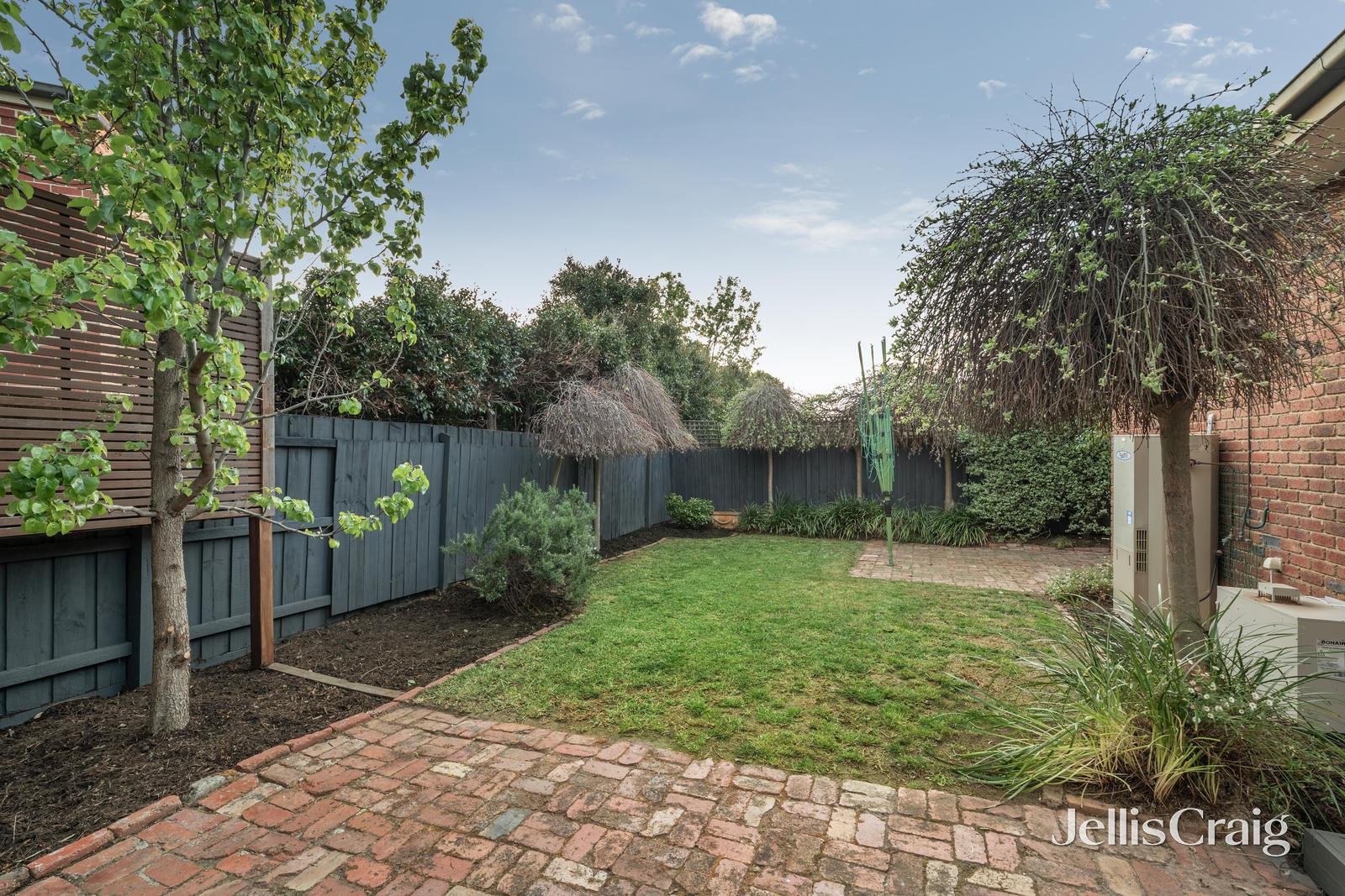 40 Canora Street, Blackburn South image 12
