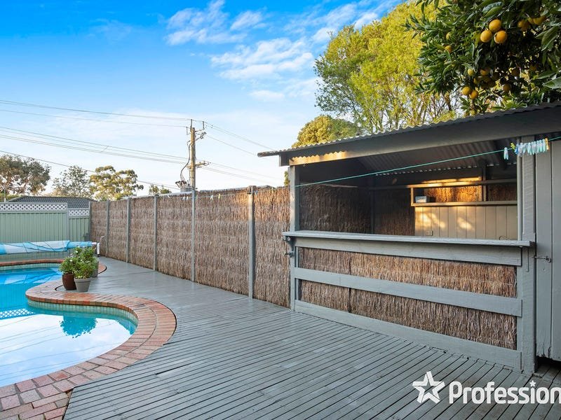 40 Carronvale Road, Mooroolbark image 12