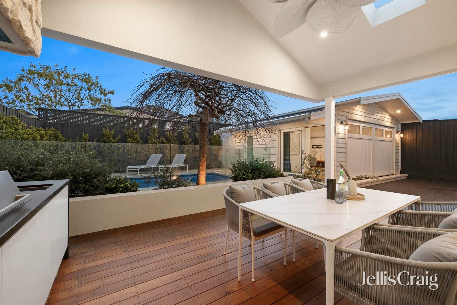 40 Castlewood Street, Bentleigh East image 19