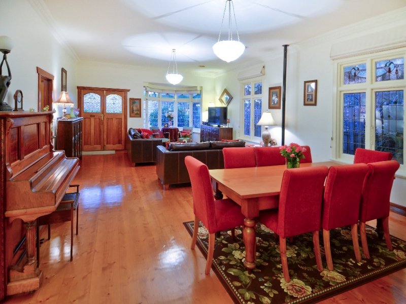 40 Clarence Street, Geelong West image 2