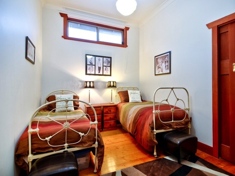 40 Clarence Street, Geelong West image 11