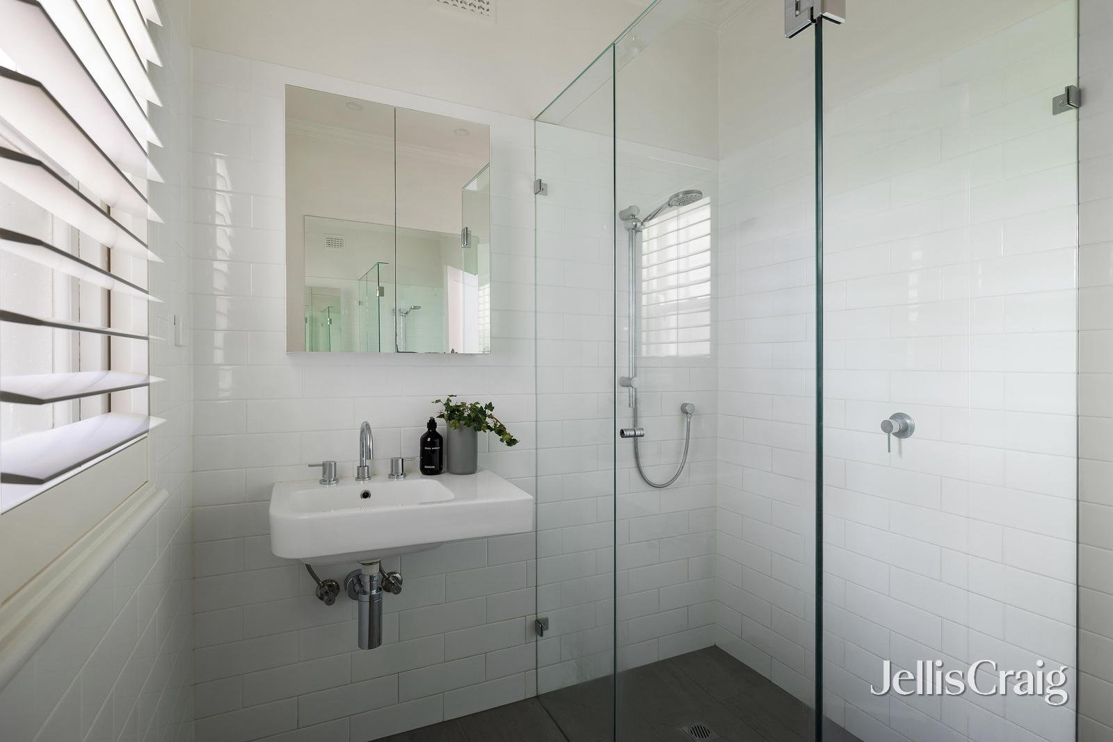 40 Cressy Street, Malvern image 10