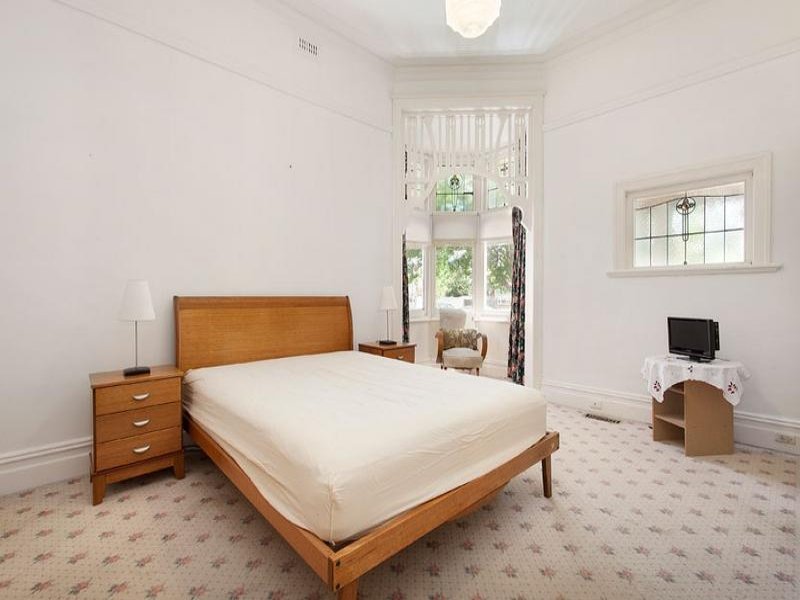 40 Denmark Street, Kew image 4