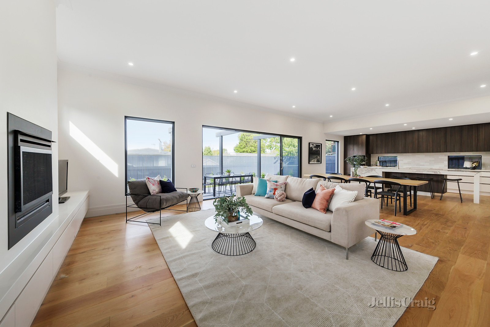 40 Dower Street, Camberwell image 2