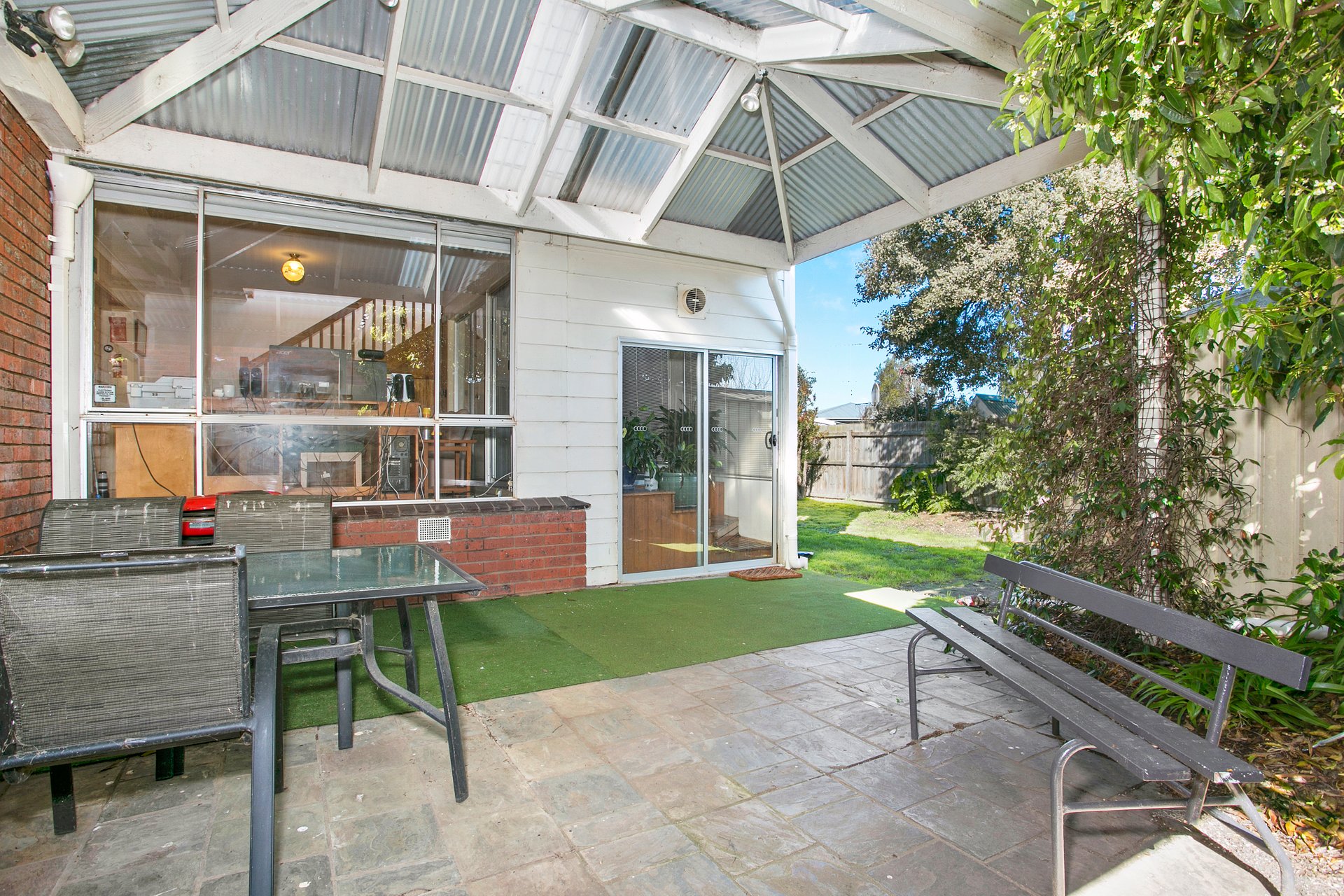 Property Gallery Thumbnail 3