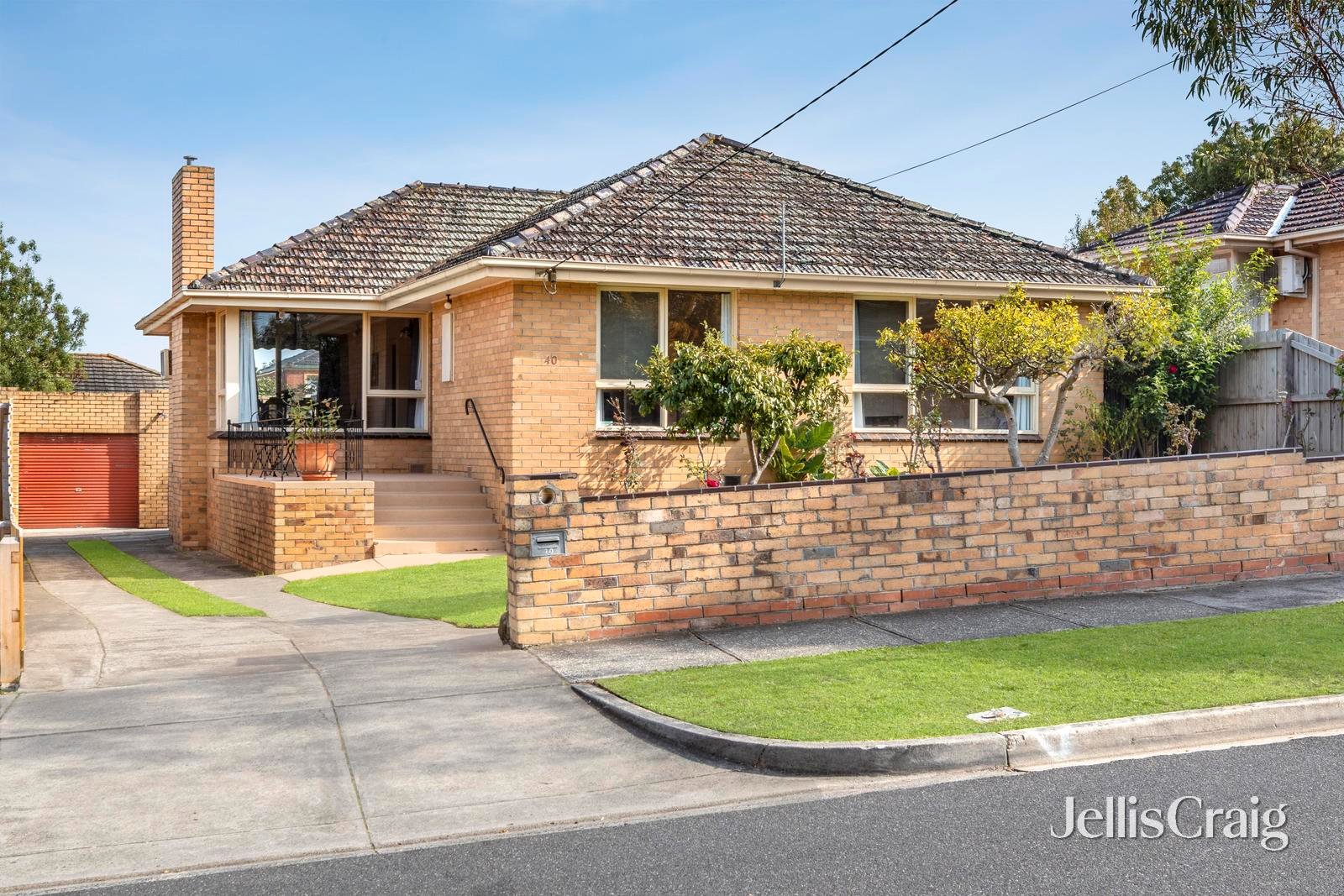 40 Finch Street, Burwood image 2