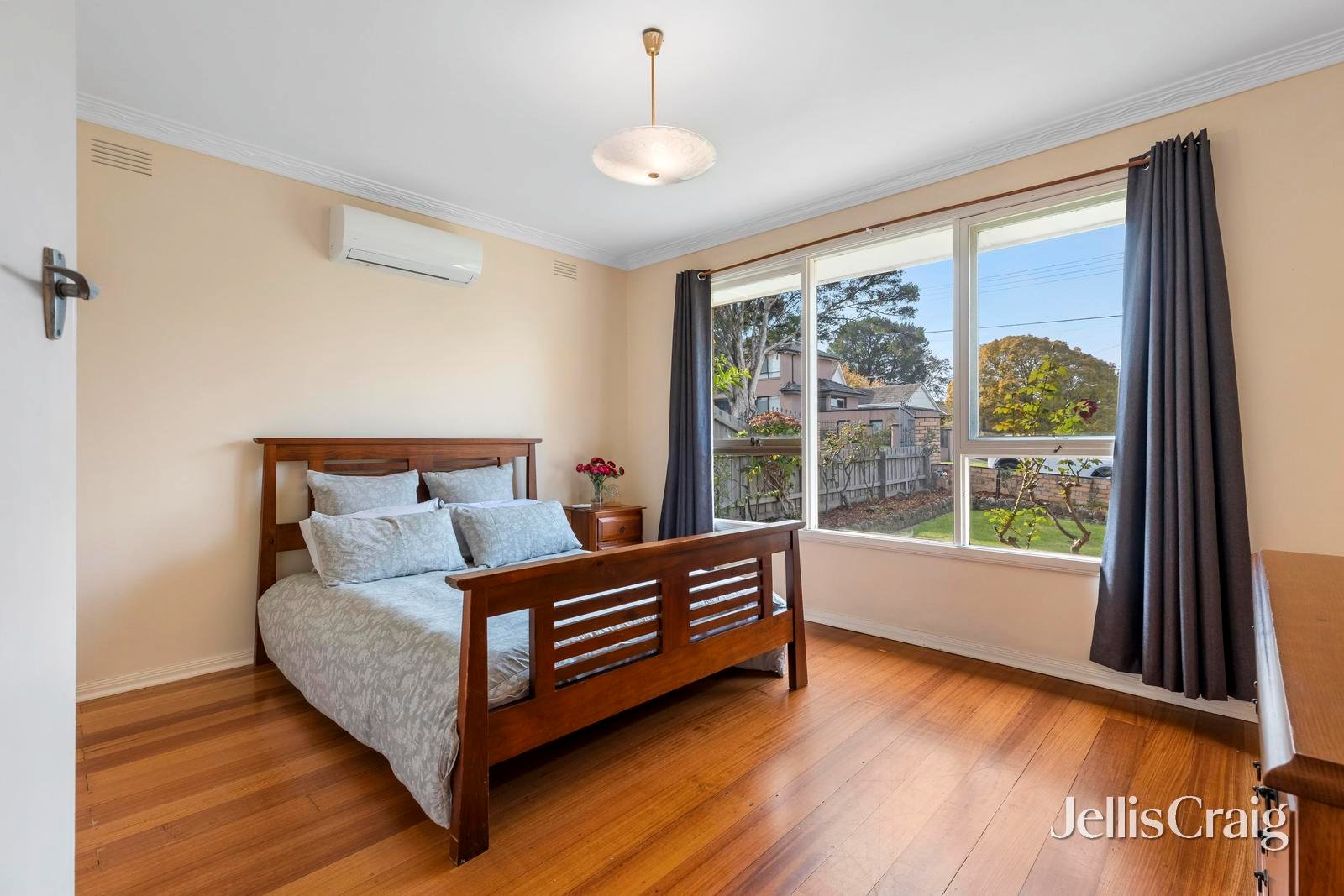 40 Finch Street, Burwood image 7