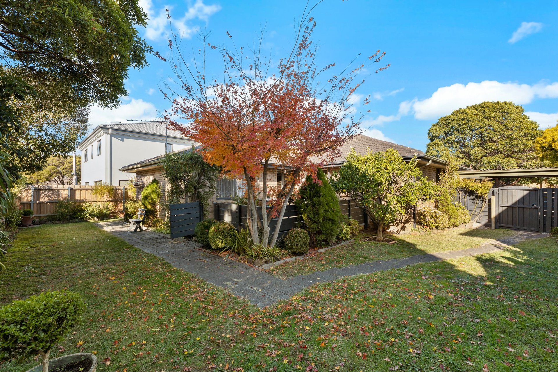 40 Gauntlet Avenue, Glen Waverley image 9